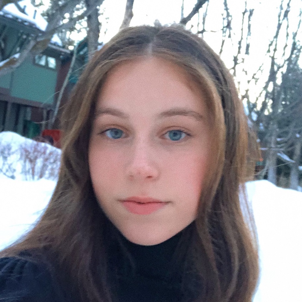 Meet your Posher, Alexandra